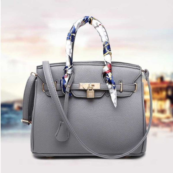 h ermes brikiss for women magnificent zipper style bag with lychee pattern bride handbag large capacity wedding crossbod with real logo
h ermes brikiss for women magnificent zipper style bag with lychee pattern bride handbag large capacity wedding crossbod with real logo