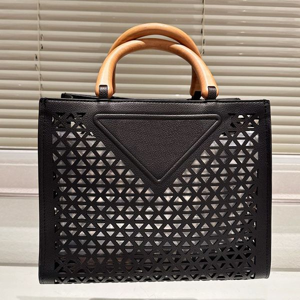 designer bag fashion tote bags women hollow out crossbody handbag luxurys beach totes classic beach bags ladies purse large capacity travel
designer bag fashion tote bags women hollow out crossbody handbag luxurys beach totes classic beach bags ladies purse large capacity travel