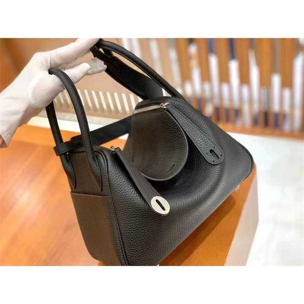 lindys outdoor crossbody bags h ermess 5a totes handmade wax thread sewn lindy 26cm cowhide silver buckle single shoulder portable doctor�
lindys outdoor crossbody bags h ermess 5a totes handmade wax thread sewn lindy 26cm cowhide silver buckle single shoulder portable doctor�