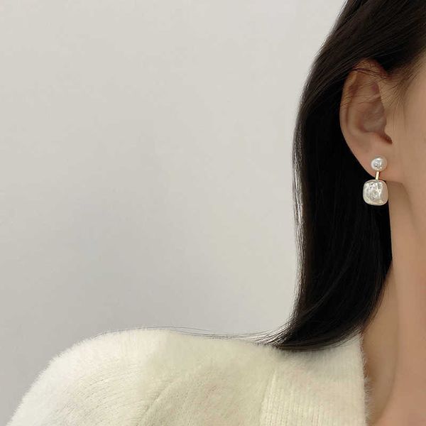 charm new fashion contracted square imitation pearl fine earrings joker sweet elegant temperament women earrings jewelry r230804, Golden
charm new fashion contracted square imitation pearl fine earrings joker sweet elegant temperament women earrings jewelry r230804, Golden