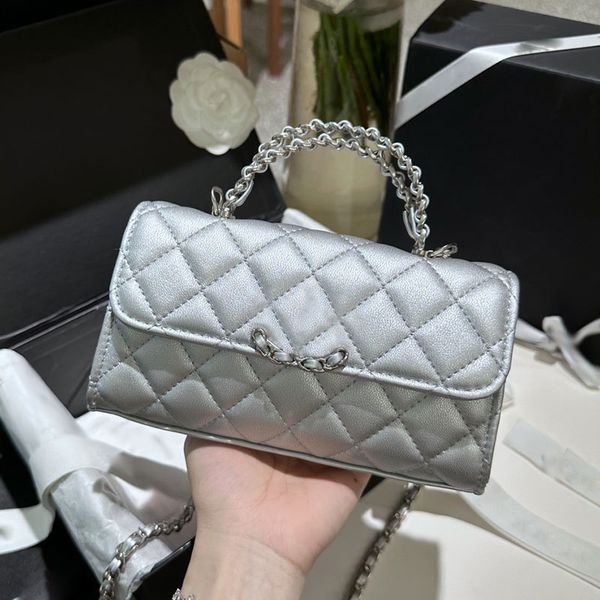 23a metal handle women designer flap bag quilted tote caviar leather gold/silver hardware matelasse chain crossbody shoulder handbag luxury
23a metal handle women designer flap bag quilted tote caviar leather gold/silver hardware matelasse chain crossbody shoulder handbag luxury