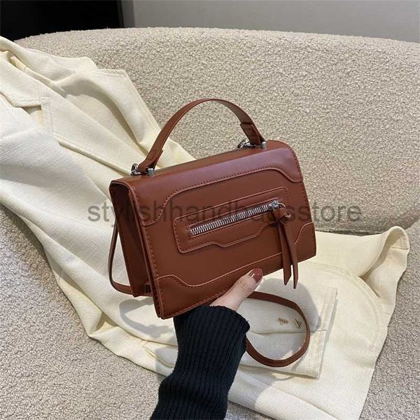 shoulder fashionable minimalist portable for women in autumn and winter 2023 new solid color single shoulder small square trendstylishhandba
shoulder fashionable minimalist portable for women in autumn and winter 2023 new solid color single shoulder small square trendstylishhandba