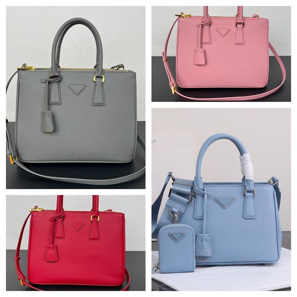 designer bagtote bag large capacity shopping bags handbag lady shoulder purse plainremovable leather shoulder strap triangle decoration inte
designer bagtote bag large capacity shopping bags handbag lady shoulder purse plainremovable leather shoulder strap triangle decoration inte