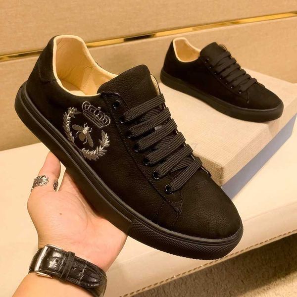ggity fuguqi little bee little white shoes men's board shoes embroidered printing high edition genuine leather casual shoes kuqi men�, Black