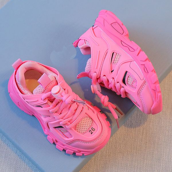 sneakers winter children casual shoes spring elastic band pink for kids boys girls nonslip sport child trainers tenis 230804, Black;red
sneakers winter children casual shoes spring elastic band pink for kids boys girls nonslip sport child trainers tenis 230804, Black;red