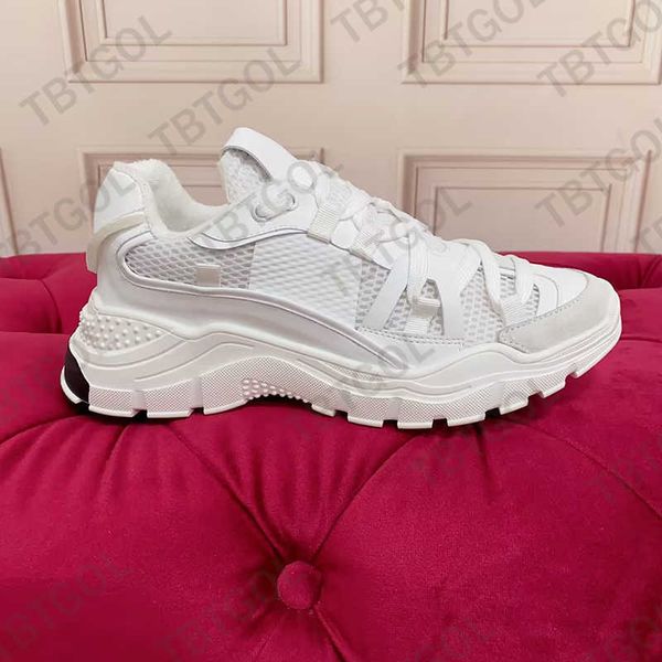 new men ladies casual shoes triple white pink blue black green yellow rubber sole size 35-45 with box no457
new men ladies casual shoes triple white pink blue black green yellow rubber sole size 35-45 with box no457