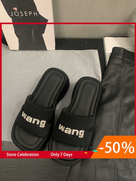 sensible fragrant roman with skirt thick sole black slippers for women's summer outwear evening wind matsutake sandals
sensible fragrant roman with skirt thick sole black slippers for women's summer outwear evening wind matsutake sandals
