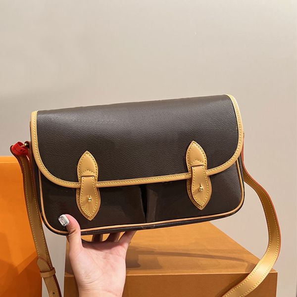 vintage shoulder bag handbag letter printing men women leather crossbody bags flap double button design interior zipper pocket adjustable st
vintage shoulder bag handbag letter printing men women leather crossbody bags flap double button design interior zipper pocket adjustable st