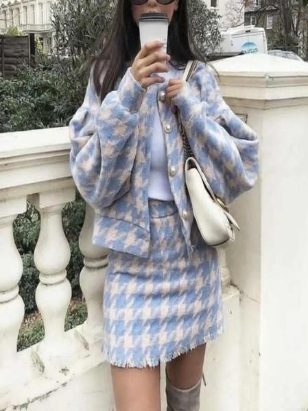 2018 women vintage skirt sets winter ladies woolen tweed jacket short skirt suits elegant two pieces sets3990586, White
2018 women vintage skirt sets winter ladies woolen tweed jacket short skirt suits elegant two pieces sets3990586, White