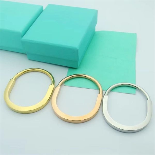 designer bracelets titanium steel bracelet luxury men's and women's 18k gold rose gold fashion popular do not fade color bracelet, Golden;silver
designer bracelets titanium steel bracelet luxury men's and women's 18k gold rose gold fashion popular do not fade color bracelet, Golden;silver