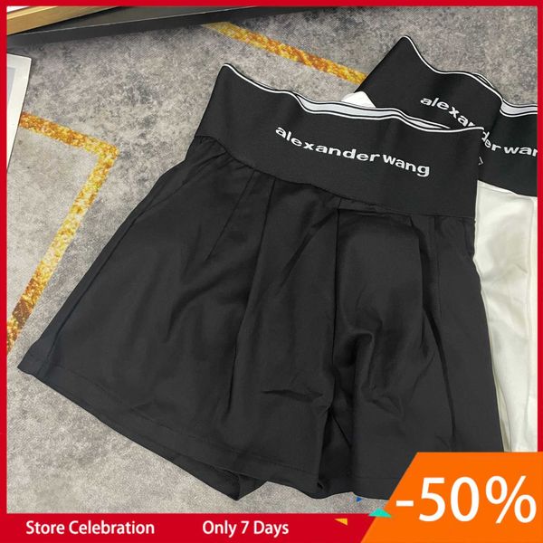 2023 summer new slim letter elastic versatile king high waist pleated fashion casual wide leg shorts women's aw, White;black
2023 summer new slim letter elastic versatile king high waist pleated fashion casual wide leg shorts women's aw, White;black