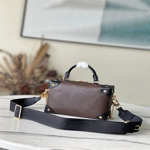 luxurys handbags designer bags shoulder bag totes real leather luxury old flower diane baguette handbag large-capacitytrap canvas s embossed
luxurys handbags designer bags shoulder bag totes real leather luxury old flower diane baguette handbag large-capacitytrap canvas s embossed