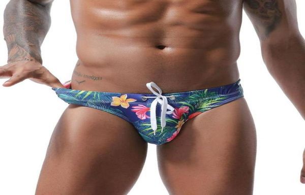 low waist swimwear men brief swimsuit waterproof swimming trunks print swim briefs beach shorts gay bikini sunga men039s3601782, White;black
low waist swimwear men brief swimsuit waterproof swimming trunks print swim briefs beach shorts gay bikini sunga men039s3601782, White;black