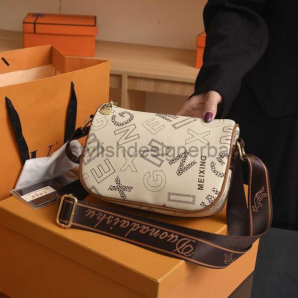 this year's popular 2023 new large capacity pillow fashionable and versatile one crossbody bag trendstylishdesignerbags
this year's popular 2023 new large capacity pillow fashionable and versatile one crossbody bag trendstylishdesignerbags