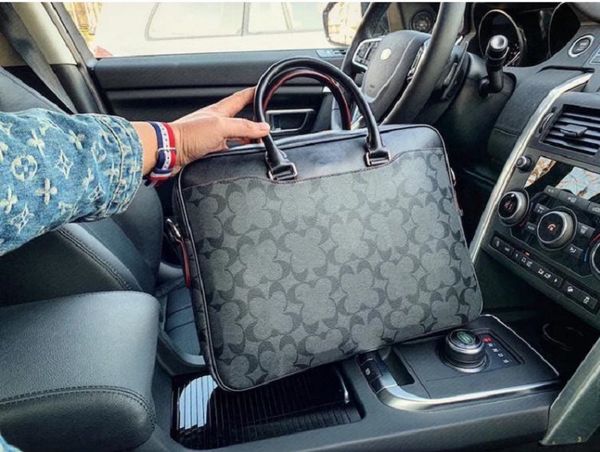 briefcase mens lapcrossbody messenger bag luxury designer bag 2023 mens wallet classic style fashion bag crossbody bag designer lapbag
briefcase mens lapcrossbody messenger bag luxury designer bag 2023 mens wallet classic style fashion bag crossbody bag designer lapbag
