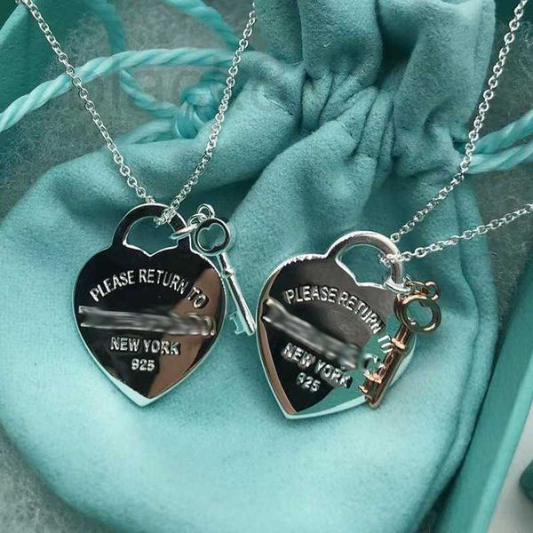 pendant necklaces designer s925 sterling silver women's key love necklace fashion versatile pendant small and luxury collar chain 811t
pendant necklaces designer s925 sterling silver women's key love necklace fashion versatile pendant small and luxury collar chain 811t