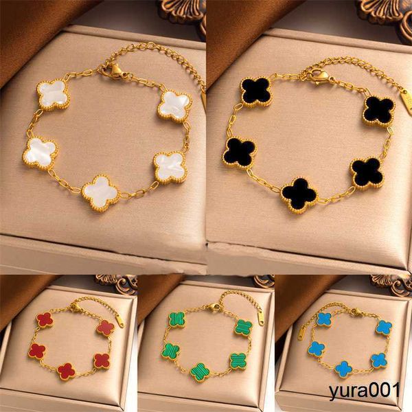 18k gold plated classic fashion charm bracelet four-leaf clover designer jewelry elegant mother-of-pearl bracelets for women and men high qu, Golden;silver
18k gold plated classic fashion charm bracelet four-leaf clover designer jewelry elegant mother-of-pearl bracelets for women and men high qu, Golden;silver