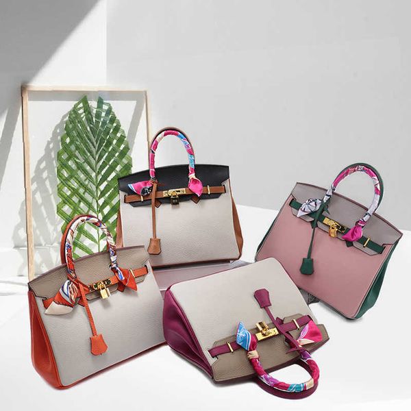 8a quality h ermes brikis's shoulder bags for women new leather women's bag layer cow color matching lychee handbag fashion trend
8a quality h ermes brikis's shoulder bags for women new leather women's bag layer cow color matching lychee handbag fashion trend