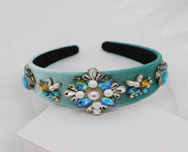 street beat gorgeous wild exaggerated headband new baroque fashion colored rhinestones pearl flower catwalk headband 5218493933, Golden;white 
street beat gorgeous wild exaggerated headband new baroque fashion colored rhinestones pearl flower catwalk headband 5218493933, Golden;white