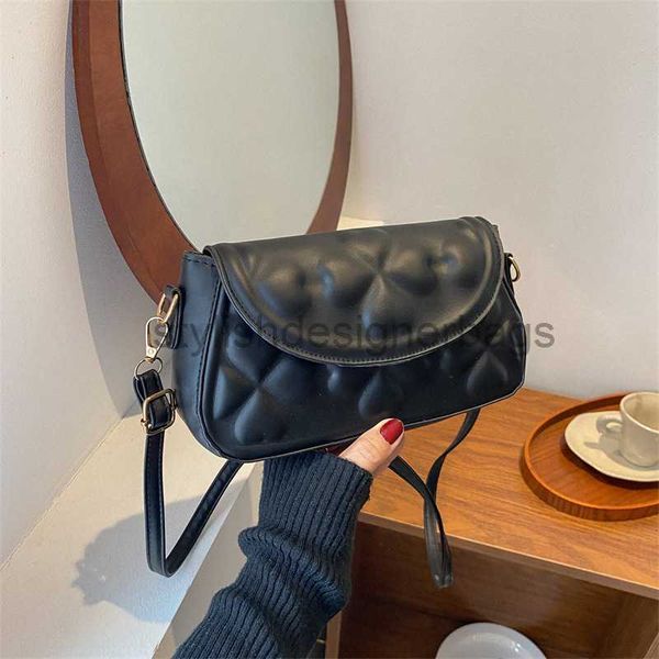 fashionable casual and aesthetically appealing niche design trend underarm bag for women 2023 new autumn single small bagstylishdesign
fashionable casual and aesthetically appealing niche design trend underarm bag for women 2023 new autumn single small bagstylishdesign