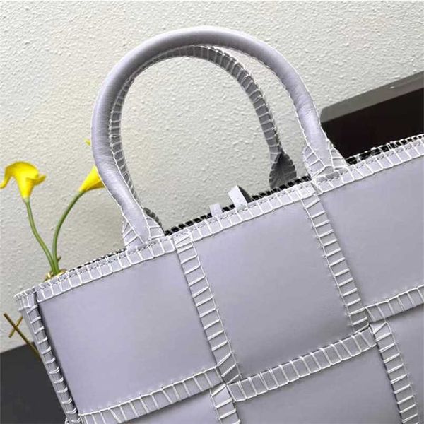 aa totes designer bottegasvenetas arco bags woven a totes designer luxury large capacity vegetable bucket leisure woven portabl shoulder oip
aa totes designer bottegasvenetas arco bags woven a totes designer luxury large capacity vegetable bucket leisure woven portabl shoulder oip
