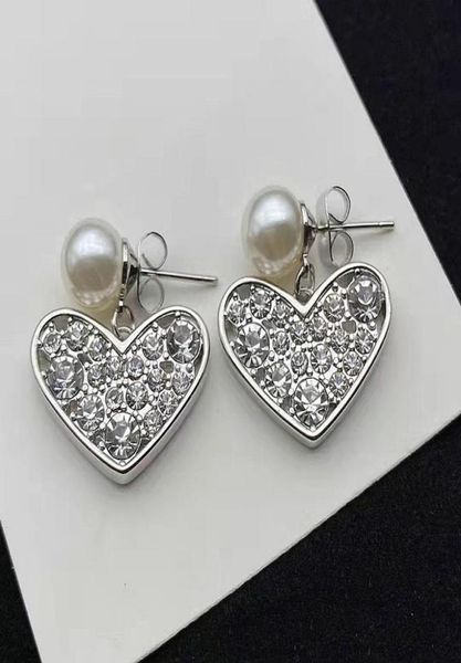 fashion silver letters ear studs letters love heart pearl earrings aretes for women party wedding lovers gift engagement jewelry w2518211, Golden;silver
fashion silver letters ear studs letters love heart pearl earrings aretes for women party wedding lovers gift engagement jewelry w2518211, Golden;silver