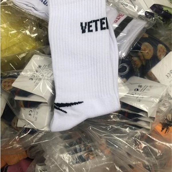 sports socks brand vete socks classic joint letter net red street sports socks cotton men and women middle tube socks 230803, Black
sports socks brand vete socks classic joint letter net red street sports socks cotton men and women middle tube socks 230803, Black