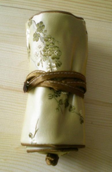 fine floral small silk jewelry travel roll up bag fabric gift bag 3 zipper pouch drawstring multi ring bag women4613224, Pink;blue
fine floral small silk jewelry travel roll up bag fabric gift bag 3 zipper pouch drawstring multi ring bag women4613224, Pink;blue