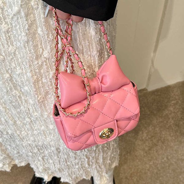 classic diamond lattice embroidery line small bag spring and summer new women's chain crossbody bag mini small square bag 0809
classic diamond lattice embroidery line small bag spring and summer new women's chain crossbody bag mini small square bag 0809
