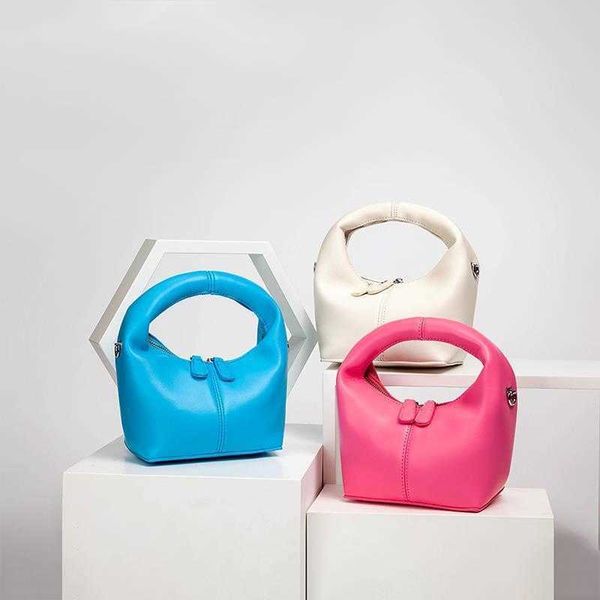 evening bags cute small hobos handbag 2023 new summer solid soft crossbody bag female kawaii purses and handbags fashion casual 230427
evening bags cute small hobos handbag 2023 new summer solid soft crossbody bag female kawaii purses and handbags fashion casual 230427