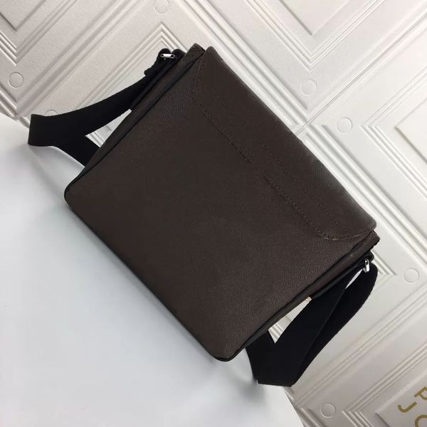 new flap mens shoulder bags genuine leather designers messenger bag famous trip postman classic handbag briefcase crossbody district wallet, Black;red
new flap mens shoulder bags genuine leather designers messenger bag famous trip postman classic handbag briefcase crossbody district wallet, Black;red