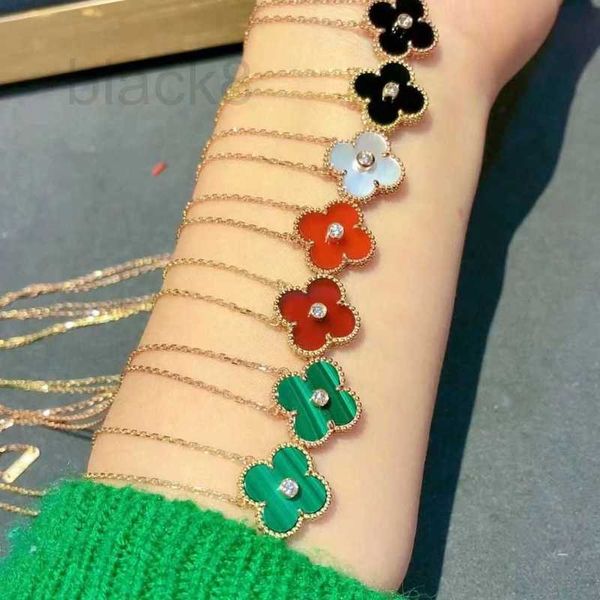 strands, strings designer v four-leaf clover thickened 18k rose gold red agate necklace women's versatile pendant collar chain 2pjf, Black
strands, strings designer v four-leaf clover thickened 18k rose gold red agate necklace women's versatile pendant collar chain 2pjf, Black
