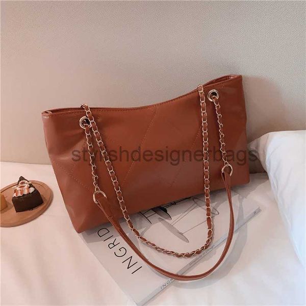 baobao autumn new fashion versatile lingge embroidery thread chain tote bag one diagonal straddle bagstylishdesign
baobao autumn new fashion versatile lingge embroidery thread chain tote bag one diagonal straddle bagstylishdesign