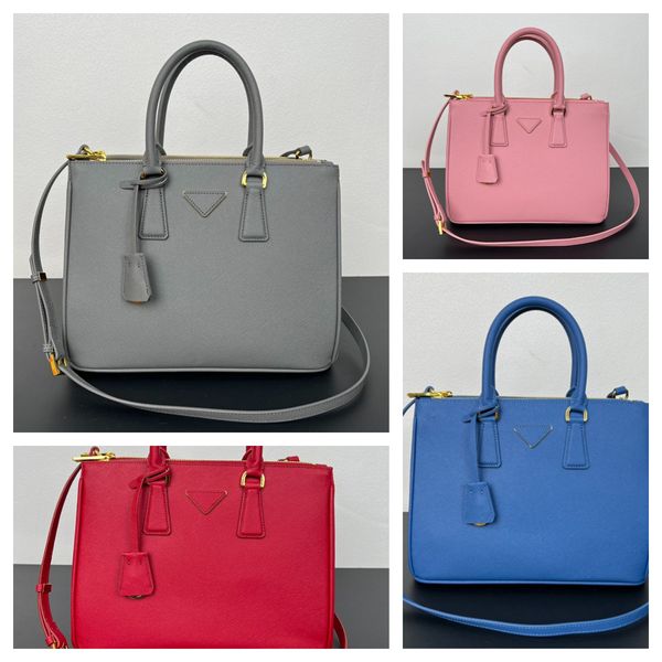 the highest quality fashion designer women's bag and shoulder bag purse designer wallet luxurys handbags saddle bagcrossbody bags
the highest quality fashion designer women's bag and shoulder bag purse designer wallet luxurys handbags saddle bagcrossbody bags