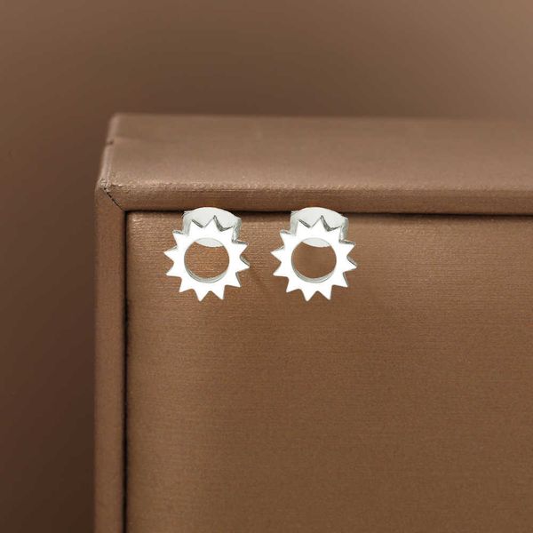 charm stainless steel earrings classic simplicity irregular pattern fashion gold stud earrings for women jewelry friend birthday gifts r2308, Golden
charm stainless steel earrings classic simplicity irregular pattern fashion gold stud earrings for women jewelry friend birthday gifts r2308, Golden