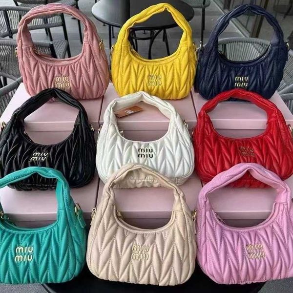 miu bag new miu miao yunduo bag small sheepskin premium pleated bag underarm bag tote crossbody bag handbag
miu bag new miu miao yunduo bag small sheepskin premium pleated bag underarm bag tote crossbody bag handbag