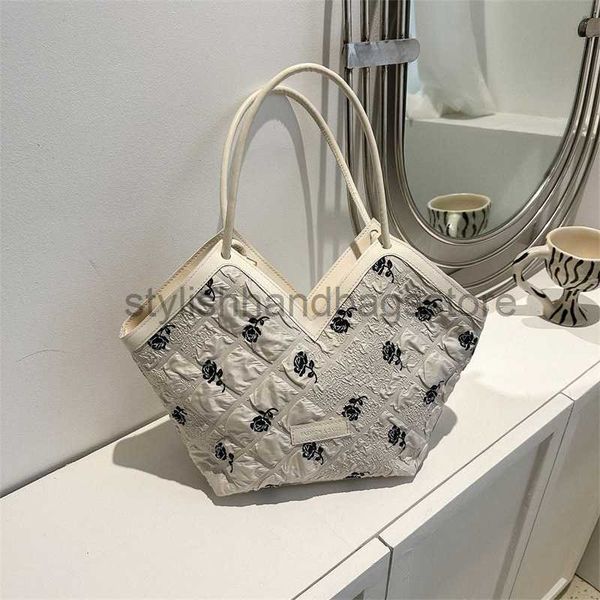 spring and summer new fashion simple commuting large capacity for women 2023 popular one shoulder handheld tote this yearstylishhandbagsstor
spring and summer new fashion simple commuting large capacity for women 2023 popular one shoulder handheld tote this yearstylishhandbagsstor