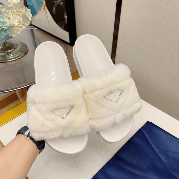 woman fluffy sandales triangle fuzzy sandal house luxurys designer teddy bear shoes ladies slipper popular womens shoe slippers fashion slid, Black
woman fluffy sandales triangle fuzzy sandal house luxurys designer teddy bear shoes ladies slipper popular womens shoe slippers fashion slid, Black