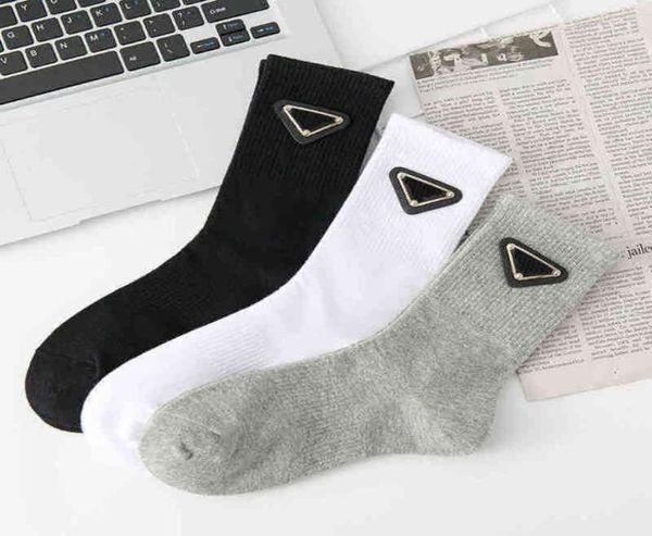 socks designer luxury prad classic letter triangle fashion iron standard autumn and winter pure cotton high tube socks 3 pairs 2023317889, Black
socks designer luxury prad classic letter triangle fashion iron standard autumn and winter pure cotton high tube socks 3 pairs 2023317889, Black