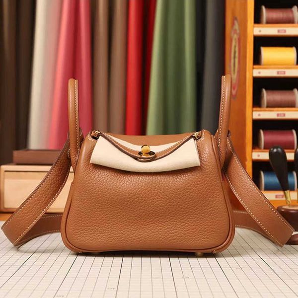 9a original edition h ermes lindis's bags online shop high-end quality leather women's bag lindi mini small messenger doctor nurse
9a original edition h ermes lindis's bags online shop high-end quality leather women's bag lindi mini small messenger doctor nurse