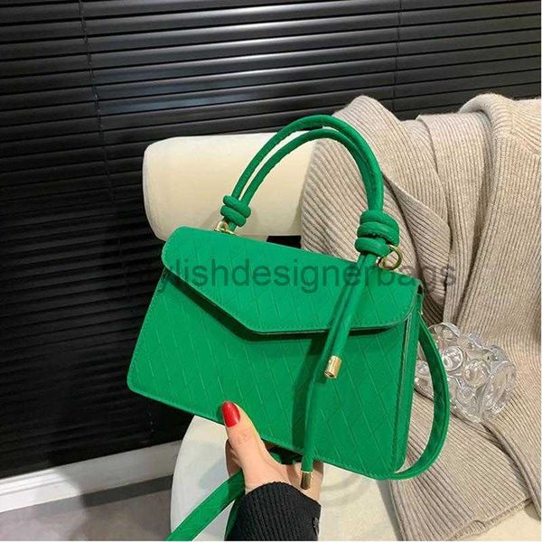 2023 western style bag new korean edition early autumn solid color crossbody temperament one simple lingge small square bagstylishdesign
2023 western style bag new korean edition early autumn solid color crossbody temperament one simple lingge small square bagstylishdesign