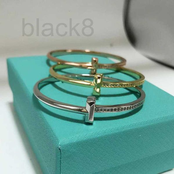 bangle designer rose gold t1 bracelet set with diamonds double t half diamond narrow edition bracelet gold premium and simple bracelet f322, Black
bangle designer rose gold t1 bracelet set with diamonds double t half diamond narrow edition bracelet gold premium and simple bracelet f322, Black