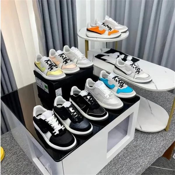casual shoes 2023-trainers designer sneakers men women reflective genuine leather party calfskin mixed fiber casual shoe 35-45, Black
casual shoes 2023-trainers designer sneakers men women reflective genuine leather party calfskin mixed fiber casual shoe 35-45, Black