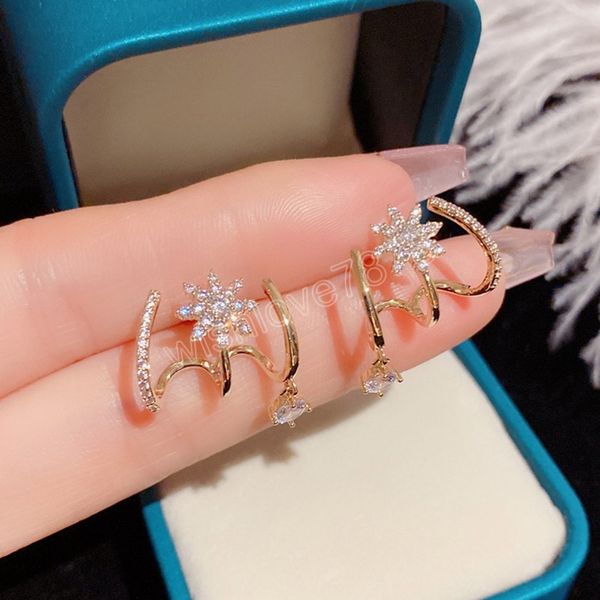 inlaid zircon golden flower earrings women's unique design personality fashion stud earrings wedding jewelry birthday gifts, Golden;silver
inlaid zircon golden flower earrings women's unique design personality fashion stud earrings wedding jewelry birthday gifts, Golden;silver