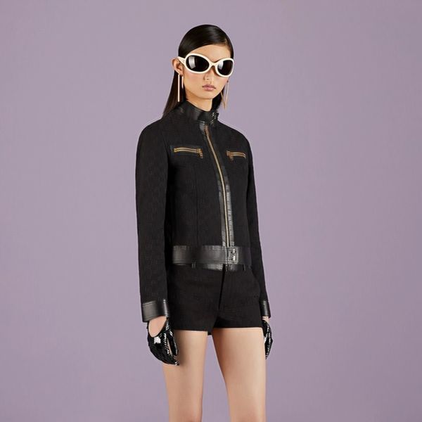 luxury designer jackets women two piece sets pant short clothes double letters g woman jacket outerwears crew neck long sleeves leisure styl, White
luxury designer jackets women two piece sets pant short clothes double letters g woman jacket outerwears crew neck long sleeves leisure styl, White