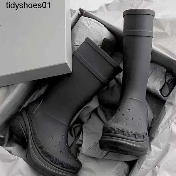 balenciga thick soled rain boots women's fashion outerwear water boots medium tube boots spicy girls' hole shoes versatile high ri, Black
balenciga thick soled rain boots women's fashion outerwear water boots medium tube boots spicy girls' hole shoes versatile high ri, Black