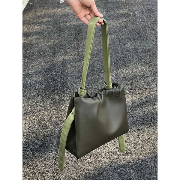 shoulder bags autumn women's bag women's 2023 new high capacity commuter bag handheld bucket bag single shoulder crossbody bagstyl
shoulder bags autumn women's bag women's 2023 new high capacity commuter bag handheld bucket bag single shoulder crossbody bagstyl