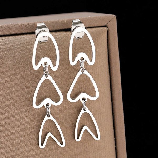 charm stainless steel earrings geometric heart shape pendant fashion fine chic dangle earrings for women jewelry wedding friend gifts r23080, Golden
charm stainless steel earrings geometric heart shape pendant fashion fine chic dangle earrings for women jewelry wedding friend gifts r23080, Golden