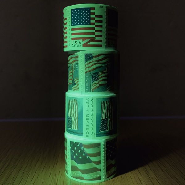 forever u.s. flag-roll of 100 for envelopes letters mailers shipping supplies wedding celebration anniversary graduation announcement
forever u.s. flag-roll of 100 for envelopes letters mailers shipping supplies wedding celebration anniversary graduation announcement