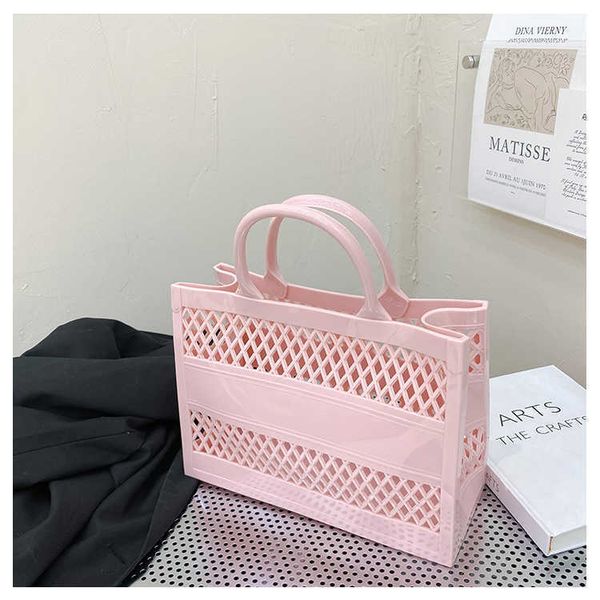 totes 2023 summer new shopping basket portable jelly bag large capacity storage candy color hollow beach 230804
totes 2023 summer new shopping basket portable jelly bag large capacity storage candy color hollow beach 230804
